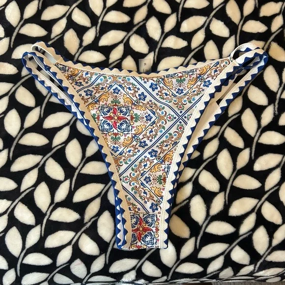 Colorful Patterned Bikini Bottom - Picture 4 of 4